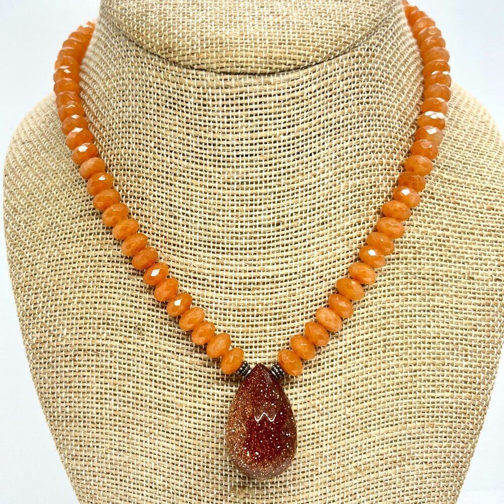 Vintage Quartz Necklace Orange Goldstone Teardrop Pendant Faceted Beads